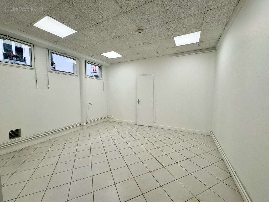 Commerce à PARIS-12E