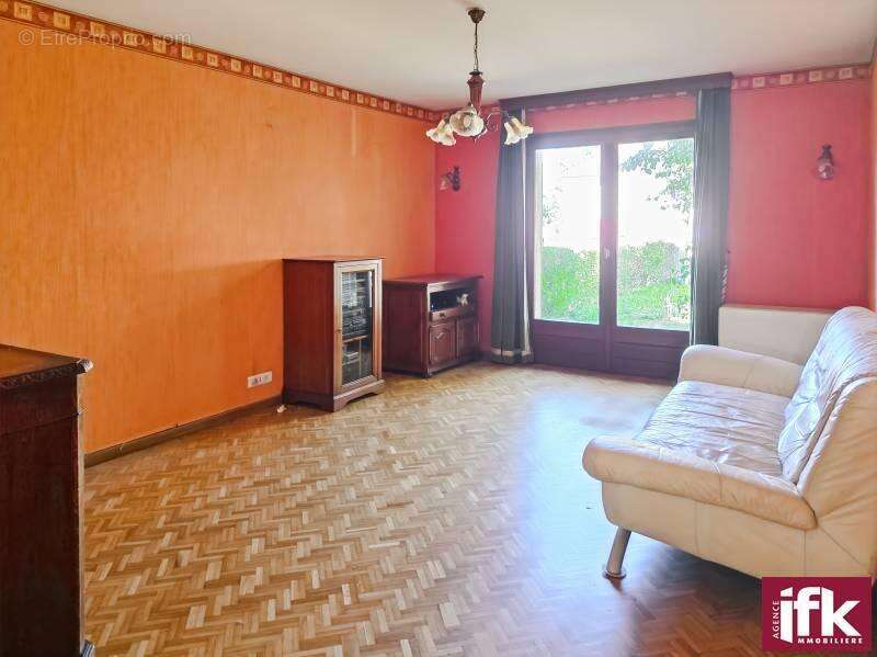 Maison à HERRLISHEIM-PRES-COLMAR