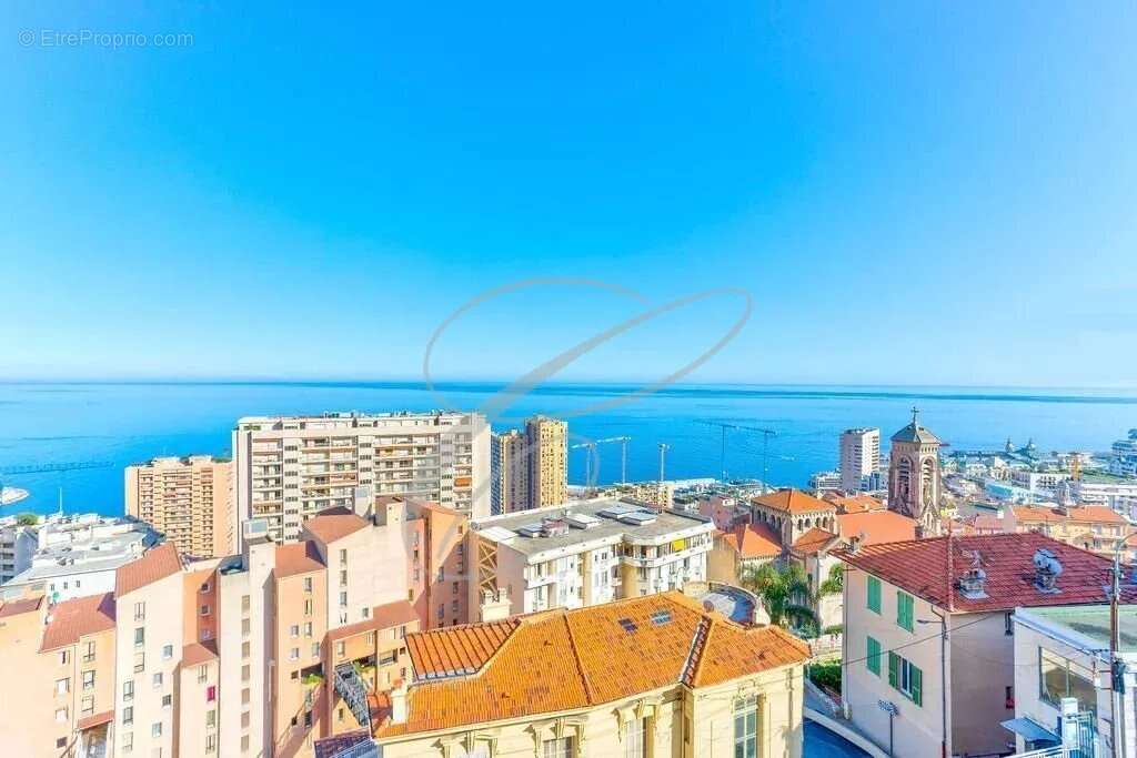 Appartement à BEAUSOLEIL