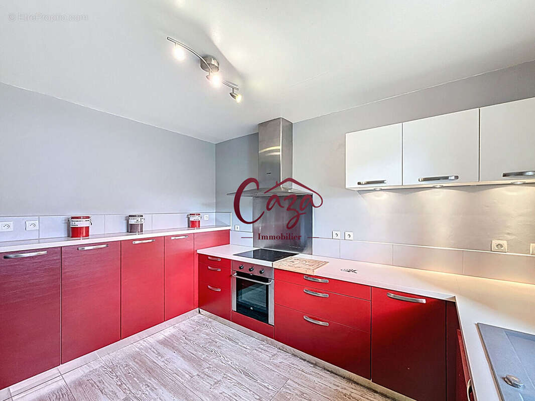 Maison à FARGUES-SAINT-HILAIRE