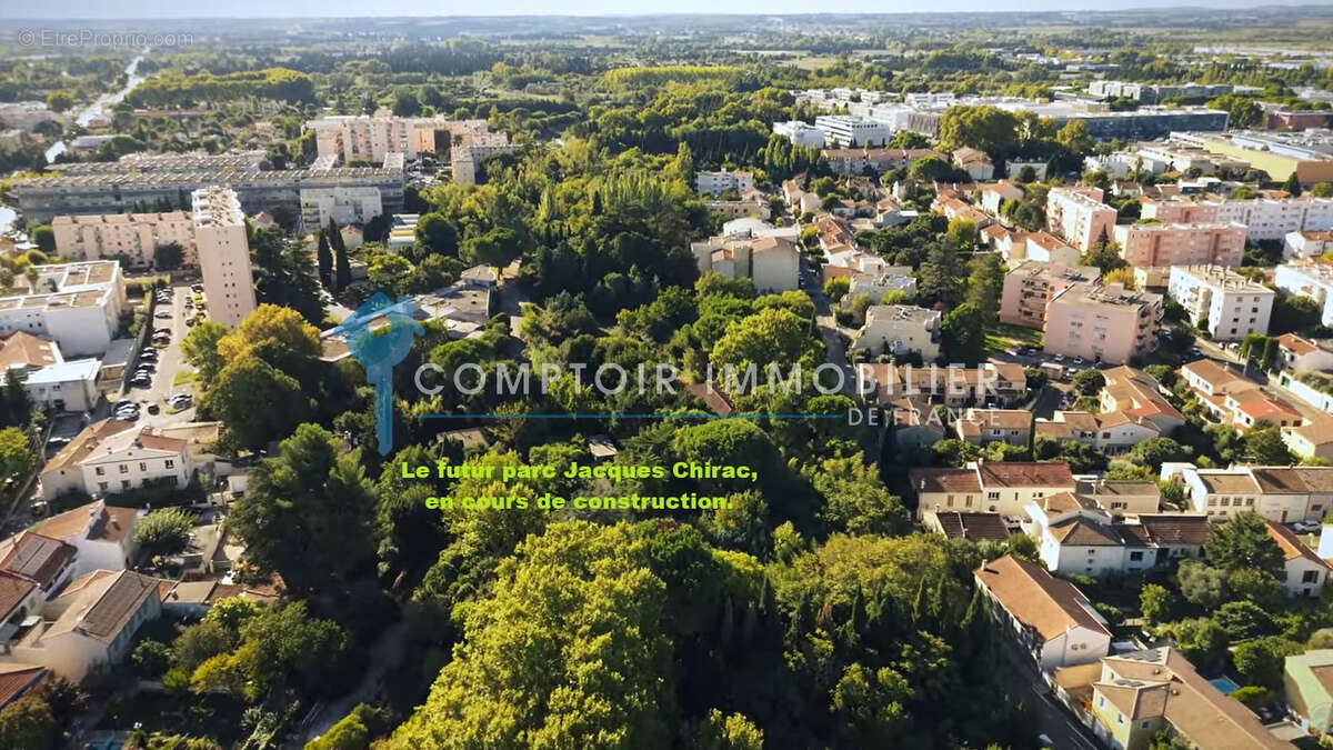 Appartement t4 (2 chambres) climatise, double vitrage, traverant, avec ascenseur, balcon, loggia, cave, parkin - photo 4