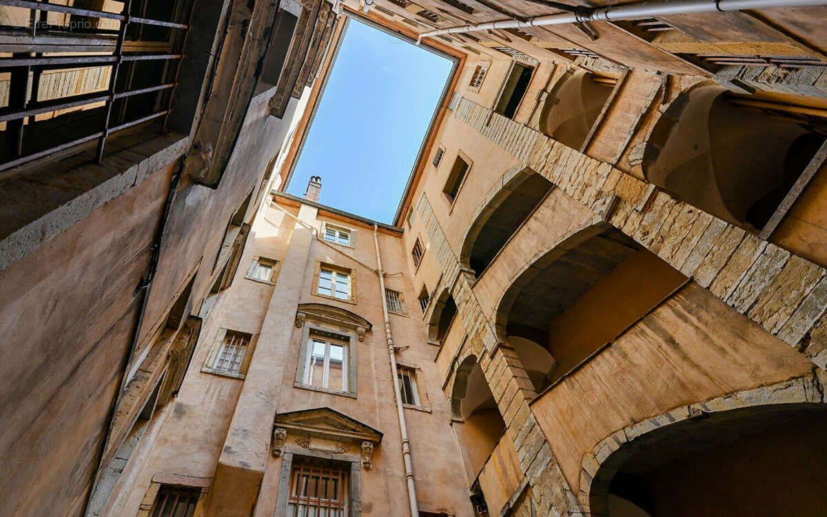 Appartement à LYON-1E