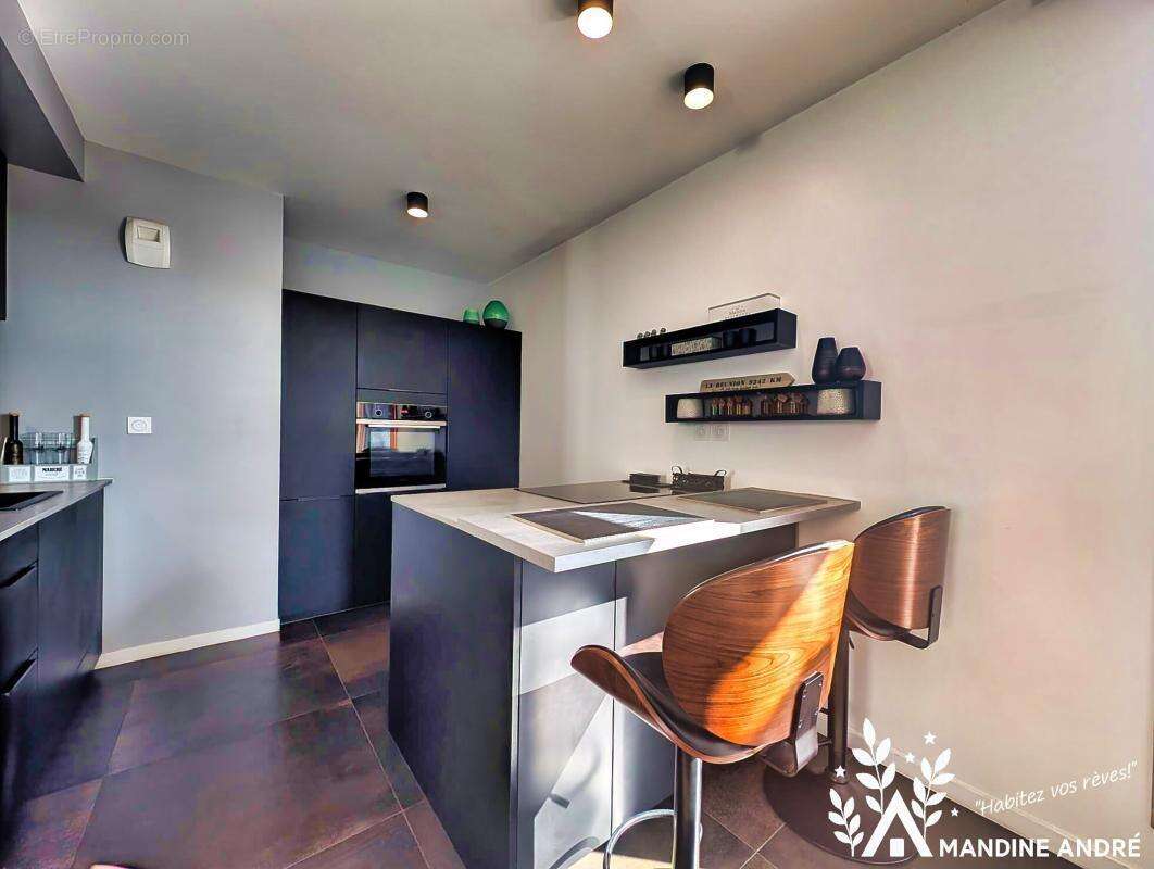 Appartement à LYON-9E