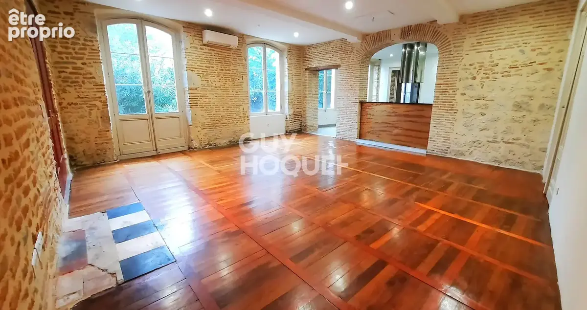 Appartement de caractère en centre-ville, avec terrasse - photo 3