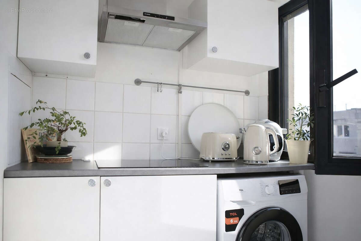 Appartement à PARIS-14E