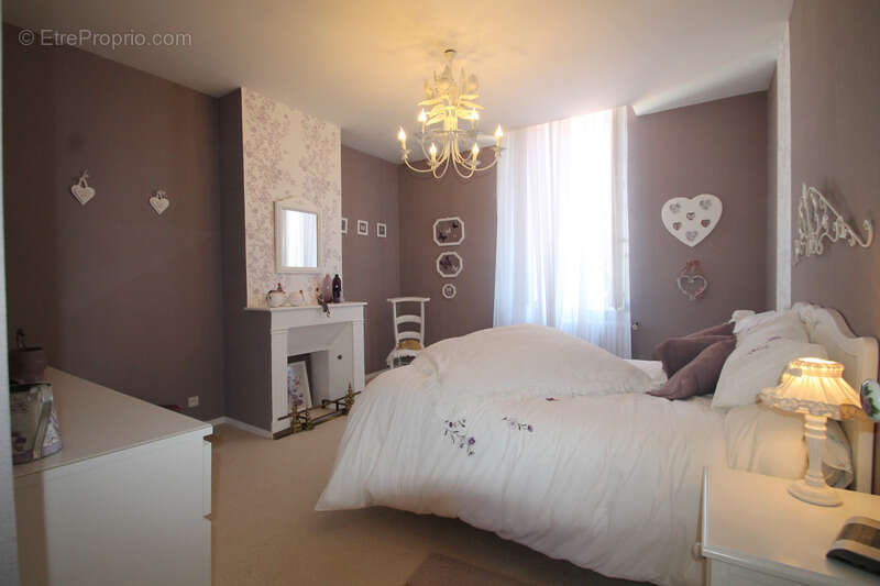 Maison à vendre 5 pièces TONNEINS (47) 190m² habitables- Piscine- Garage- Terrain 693m² - photo 16