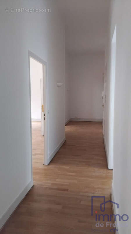 Appartement à SAINT-ETIENNE