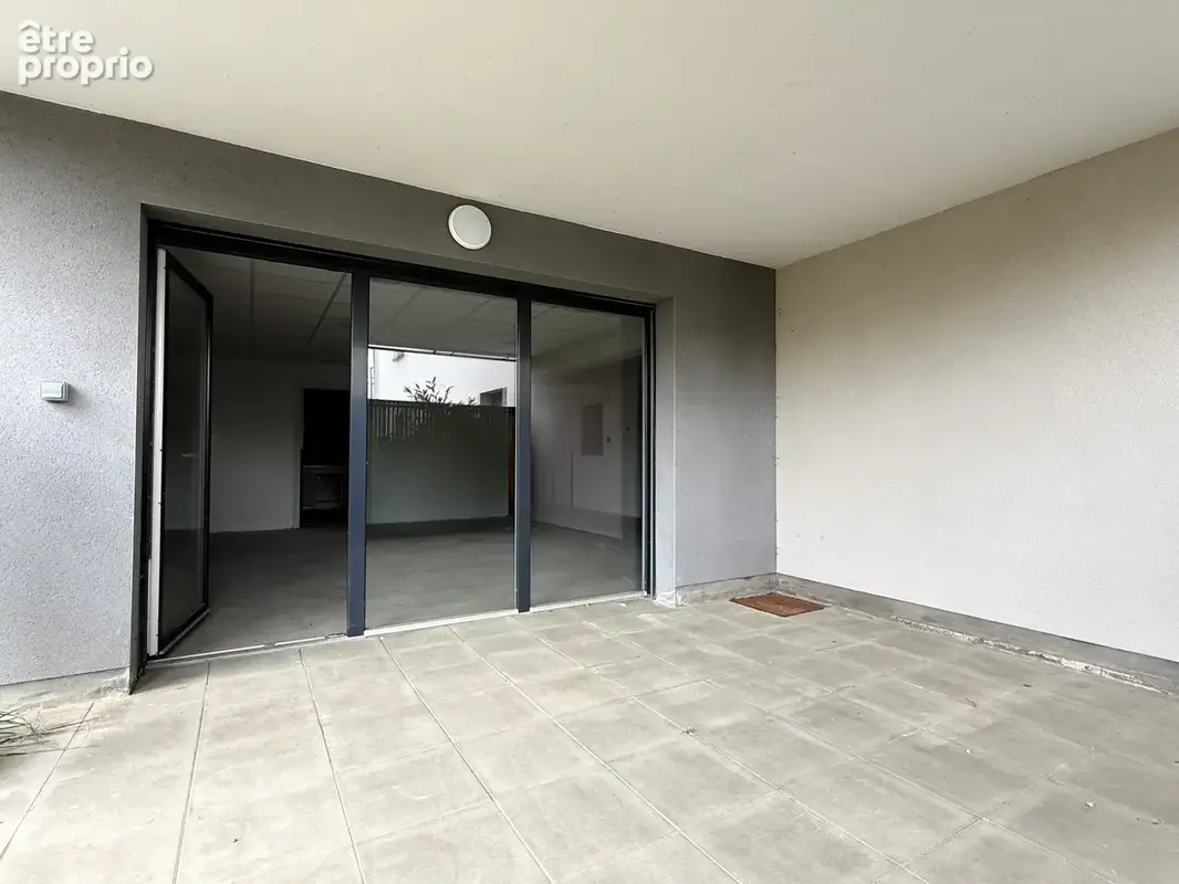 Yutz Aéroparc   Local professionnel 151 m2 avec extérieur et 4 parkings - photo 13
