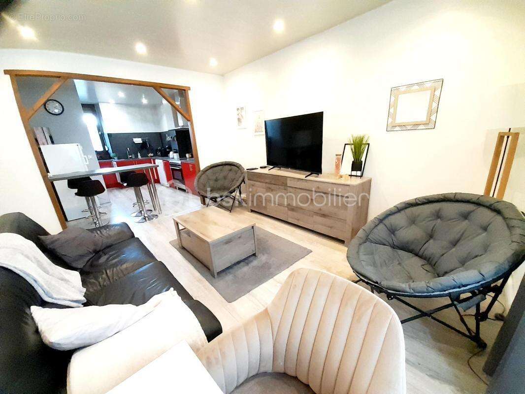 Appartement à MOURMELON-LE-GRAND