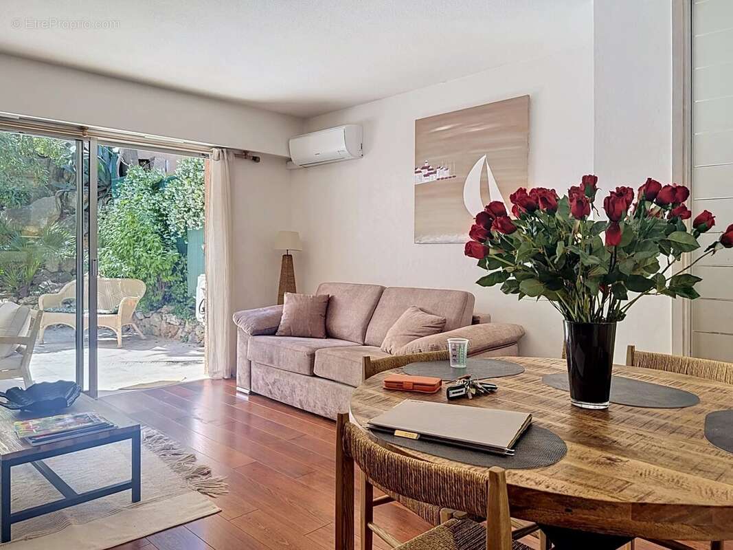 Cannes residence avec piscine : 2 pieces  en rez-de-jardin - photo 5