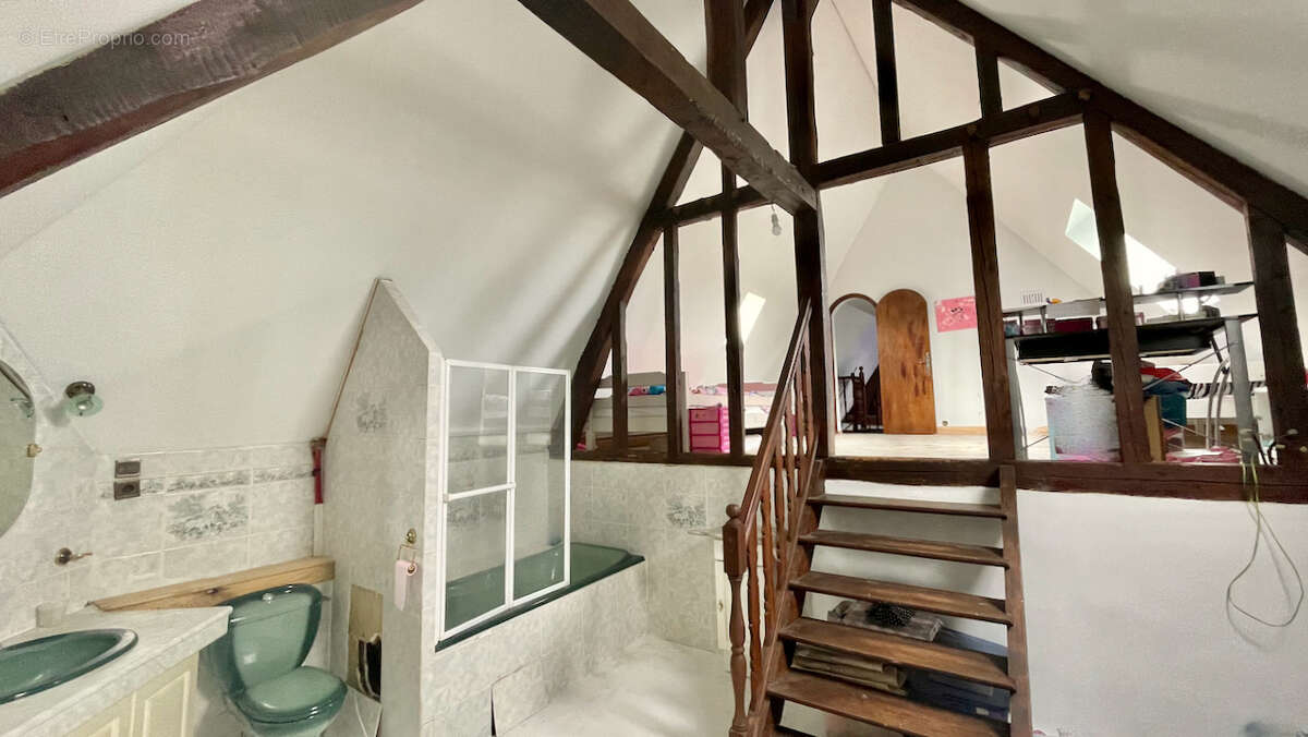 Maison à LOUVERSEY