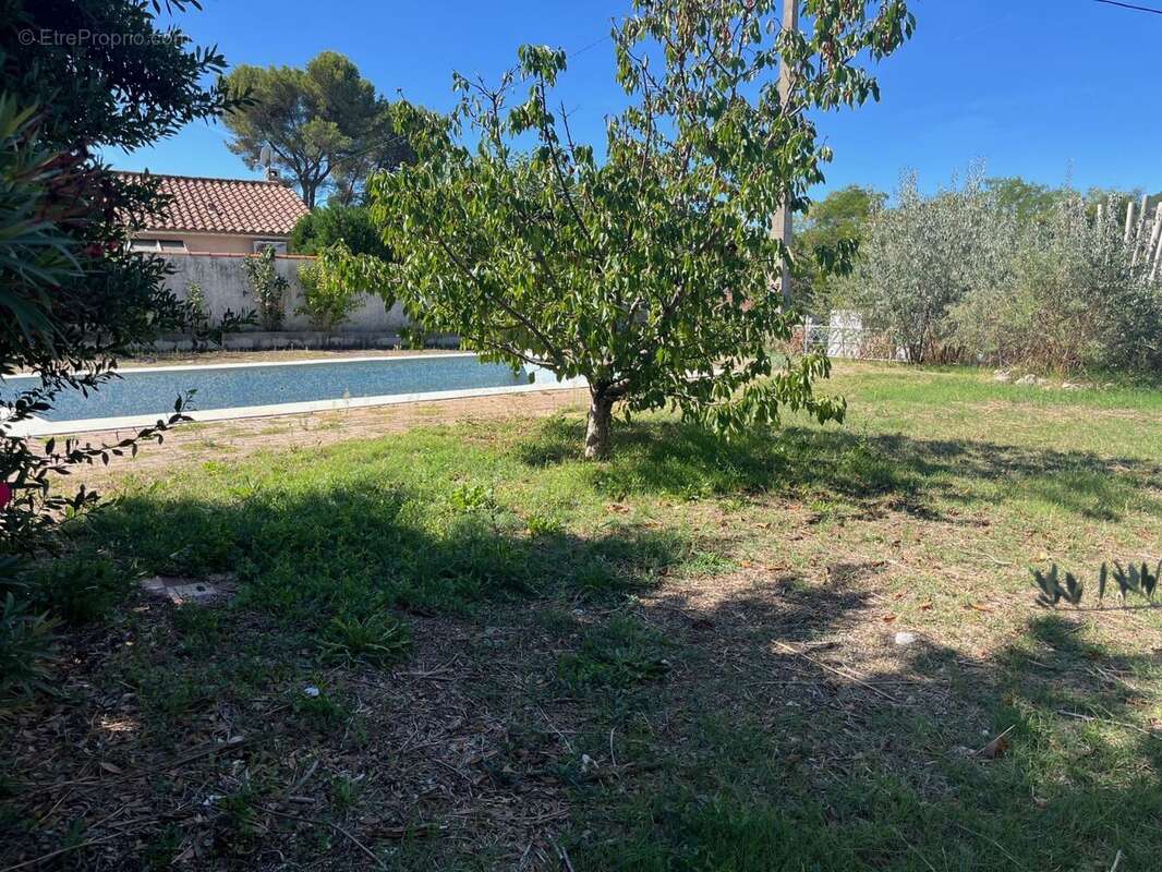 Terrain à GARDANNE