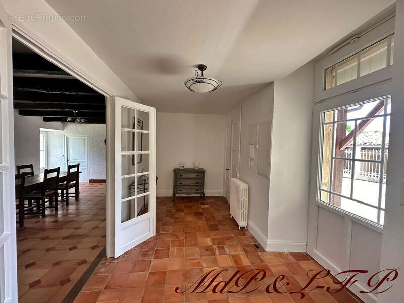 Maison à SAINT-LEON-D&#039;ISSIGEAC