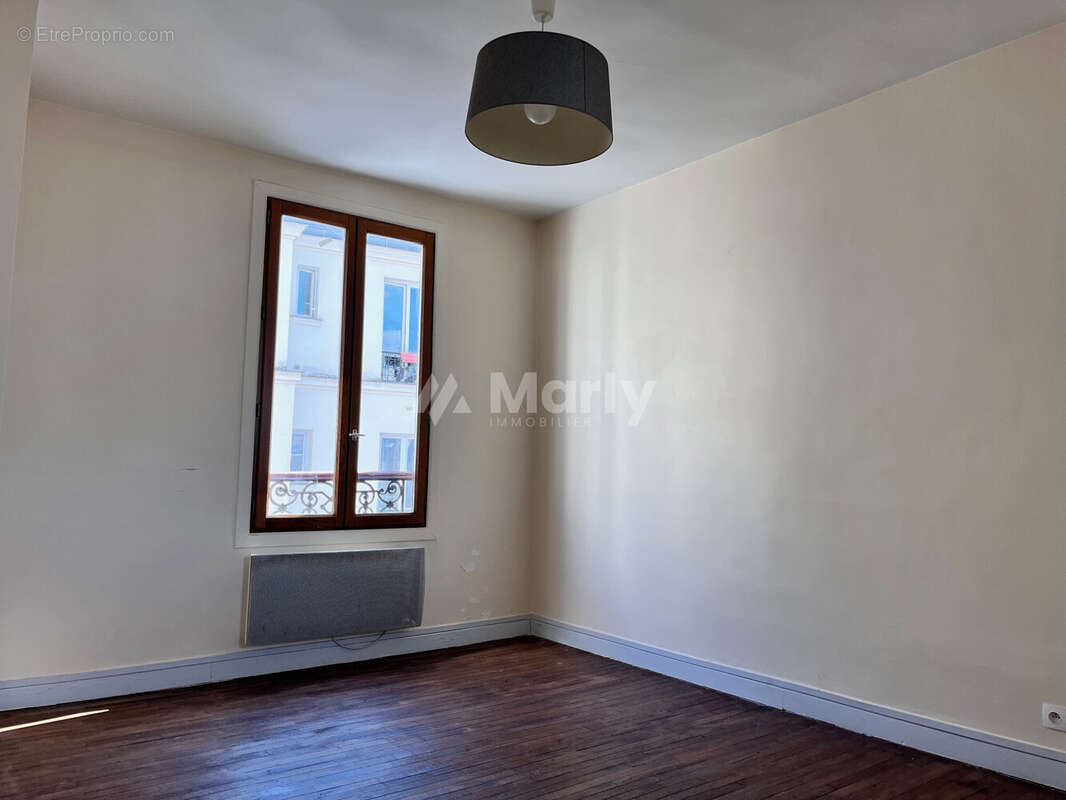 Appartement à PARIS-10E