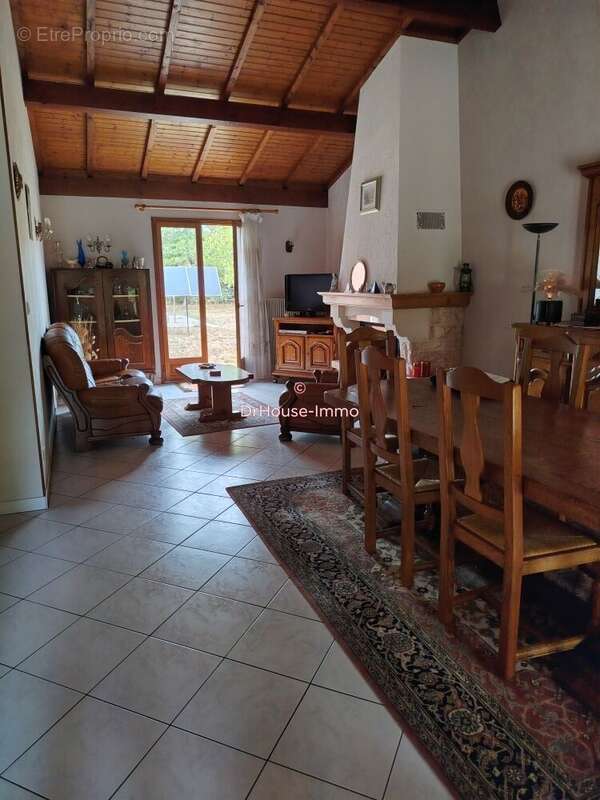 Maison 98 m² à Creysse  - photo 12