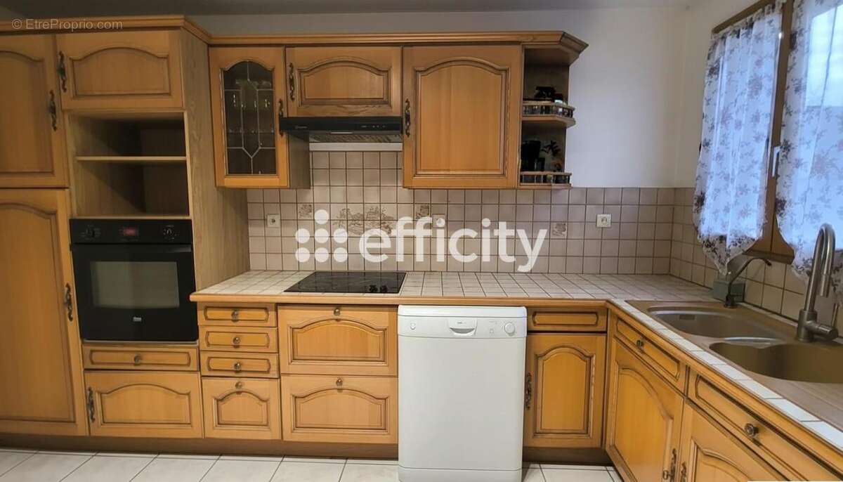 Maison à LOURCHES