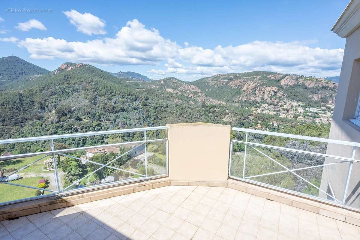 Appartement à THEOULE-SUR-MER