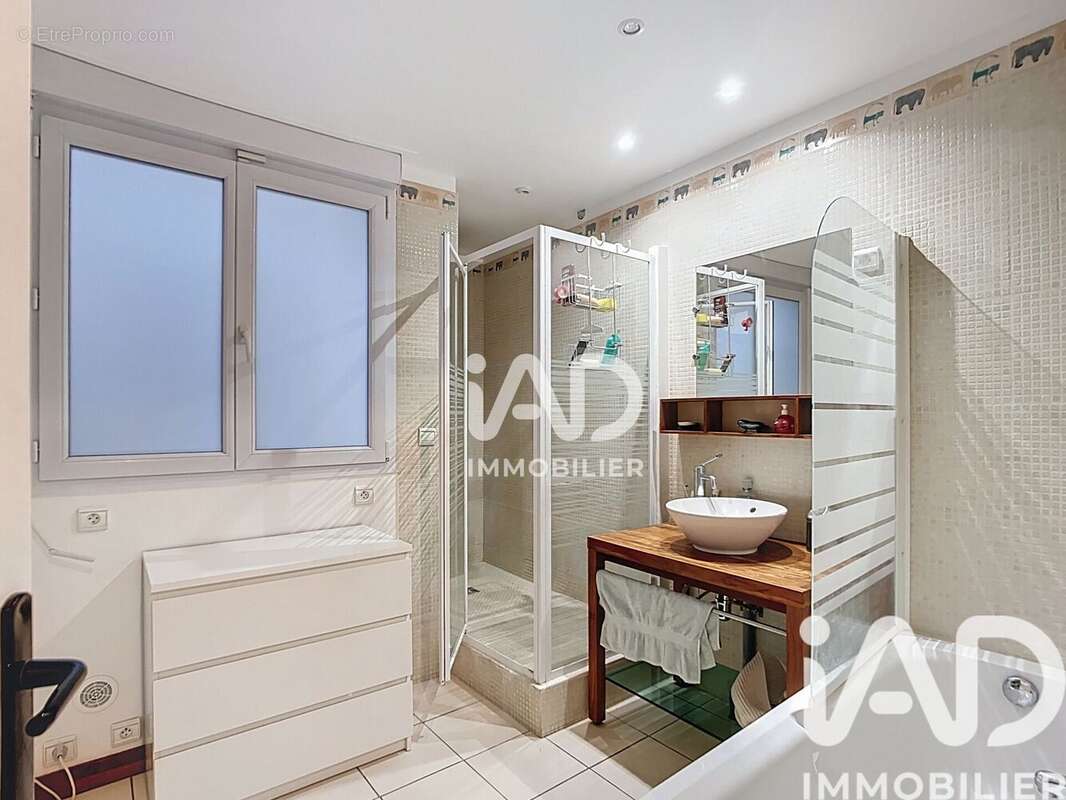 Photo 6 - Maison à SAINT-MAUR-DES-FOSSES