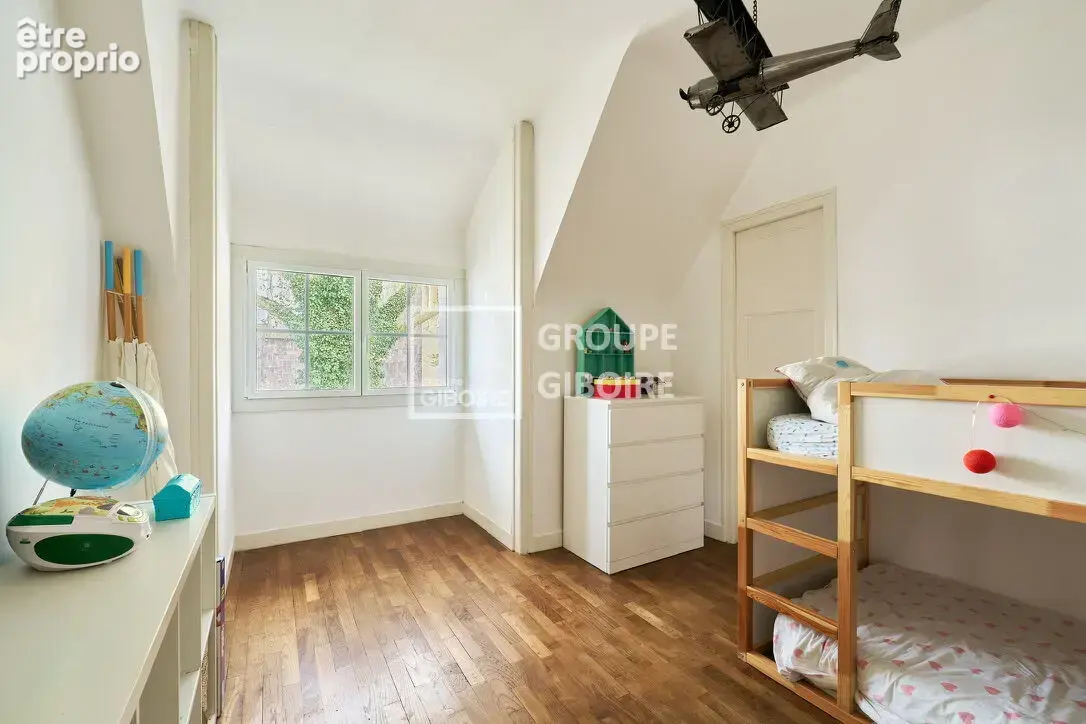 A VENDRE - Agence GIBOIRE en Exclusivité - Maison d'architecte d'env. 210 m² des années 30 avec 130 m² de vie de plain-pied en h - photo 7