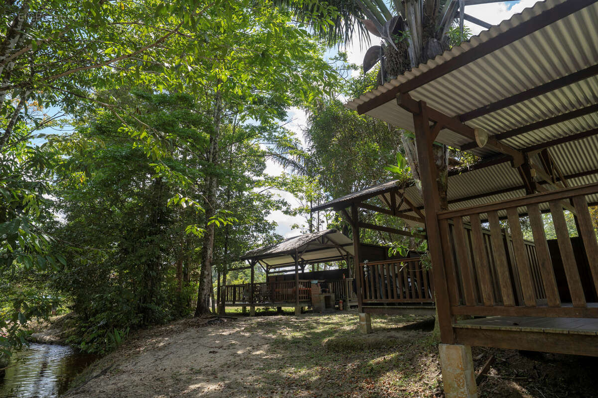 Maison à MONTSINERY-TONNEGRANDE