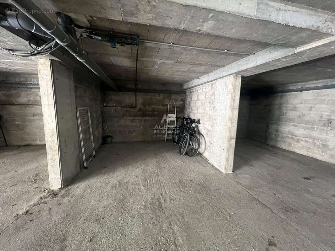 Appartement à HOUILLES