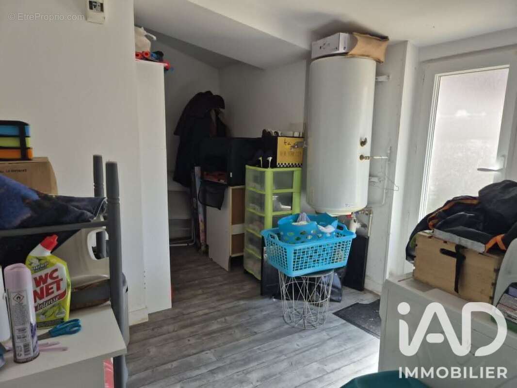 Maison 91 m² à Savigne  - photo 9