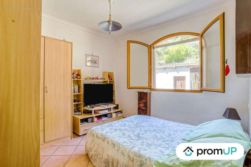 Maison à ROQUESTERON