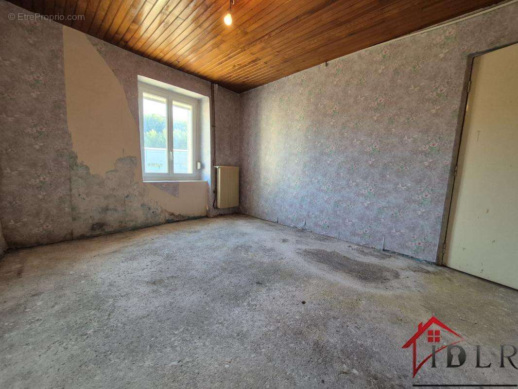Maison à fort potentiel sur beau terrain - photo 22