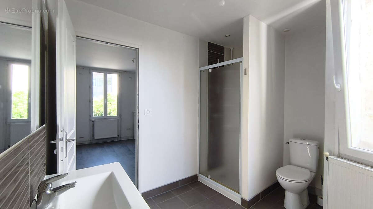 Ens. LOCATIF, 76m2, 2 Garages, COGNAC - photo 8