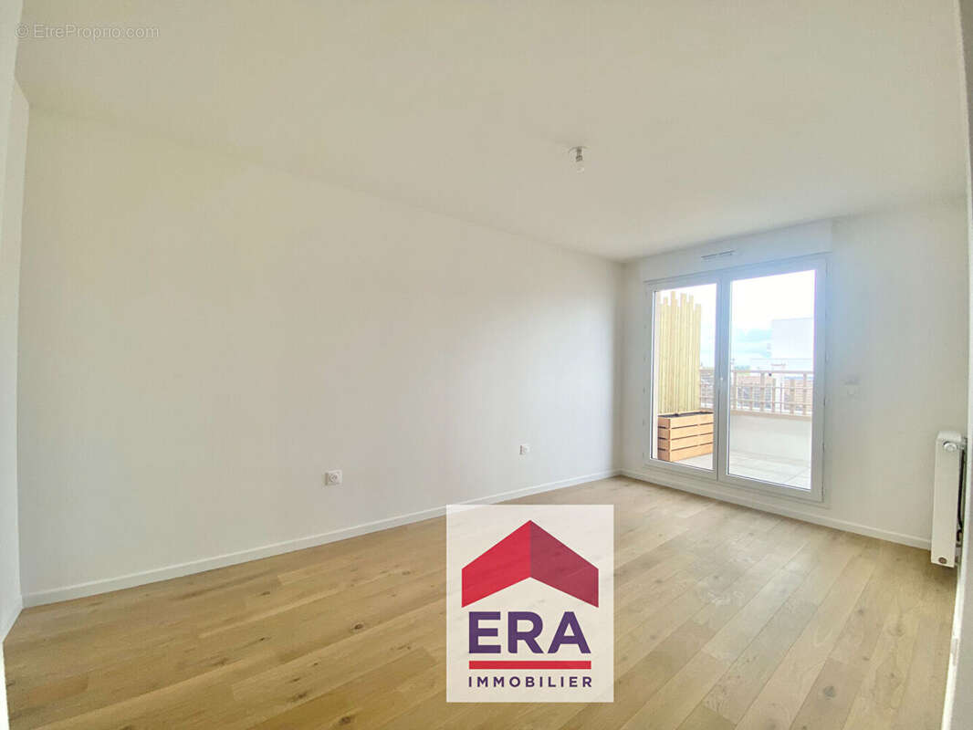 Appartement à SARTROUVILLE