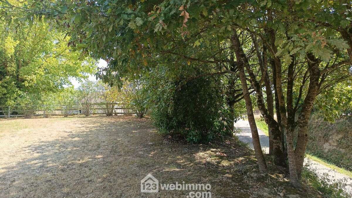 Maison à SAINTE-COLOMBE