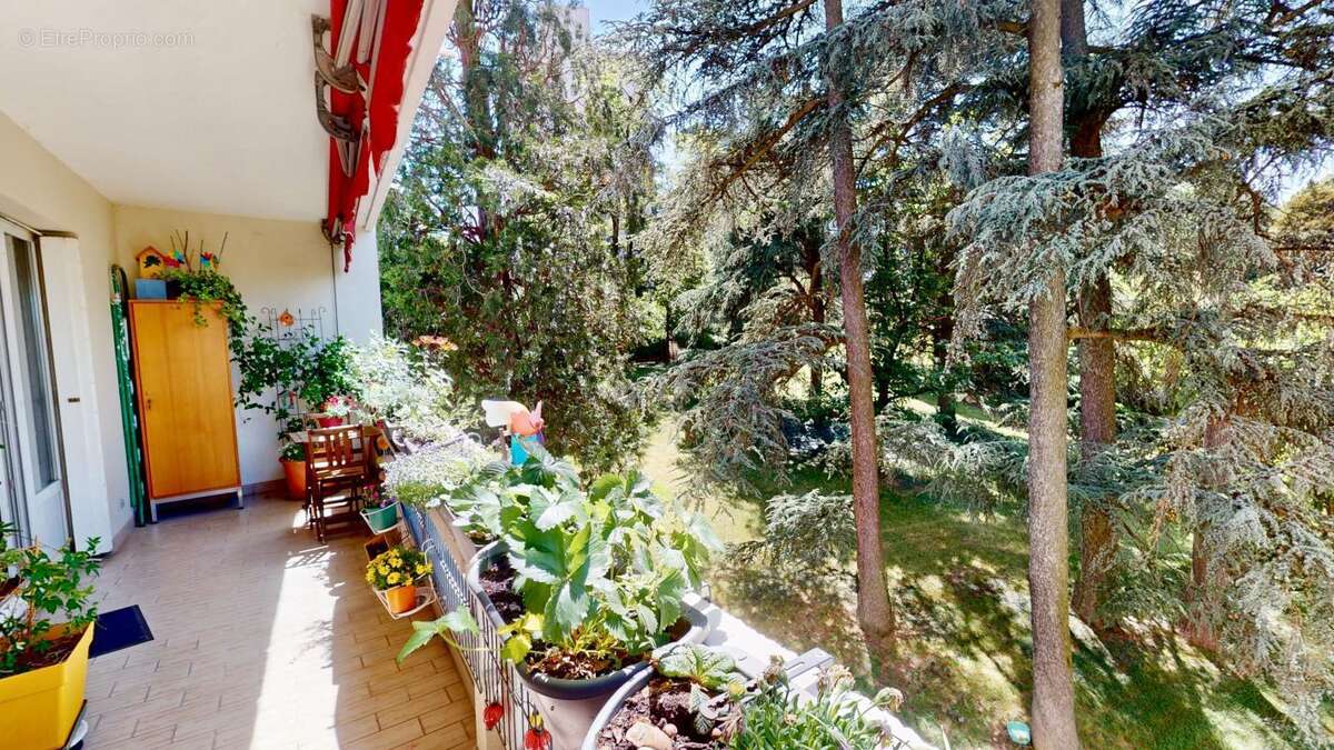 Appartement à LYON-5E