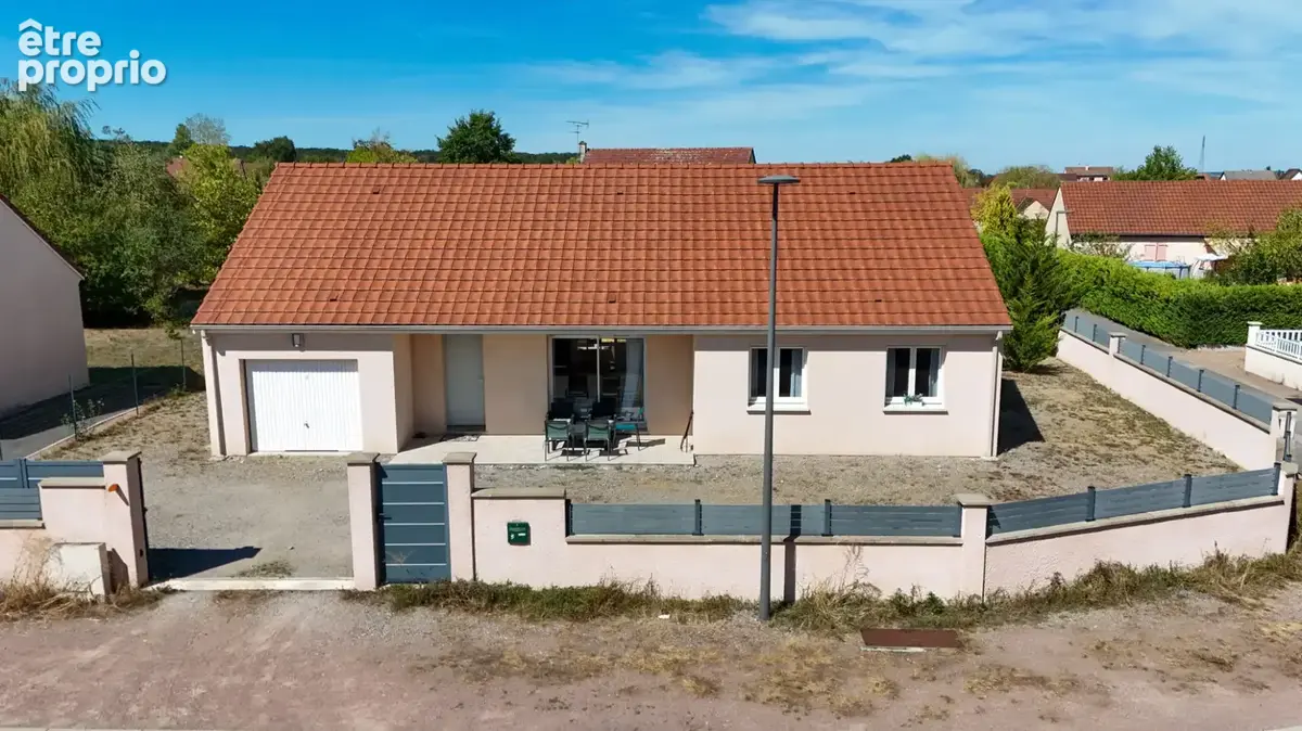Maison à BRESSOLLES