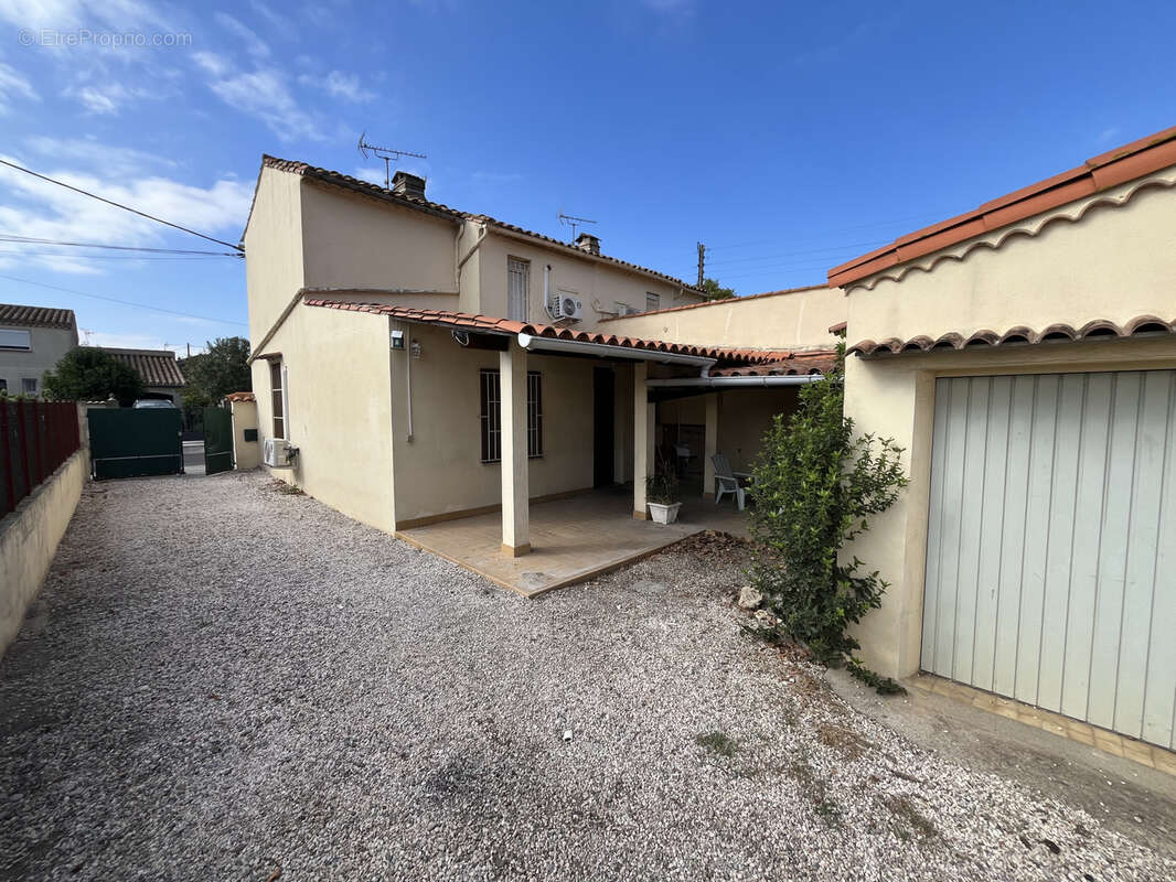 Maison à LEZIGNAN-CORBIERES
