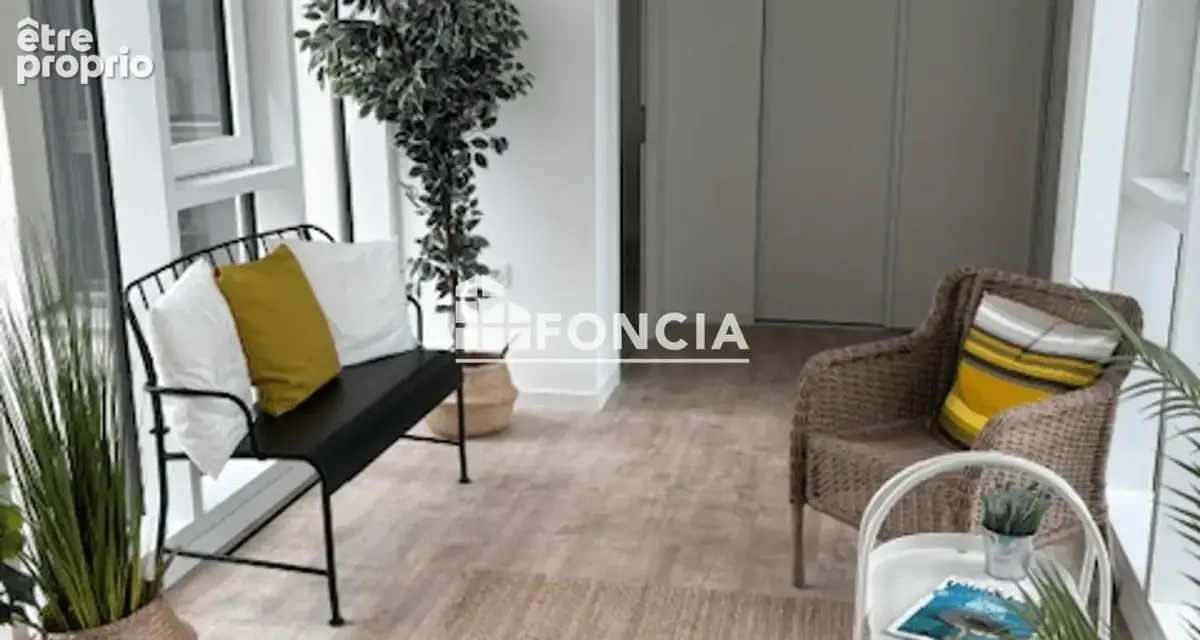 SPACIEUX & LUMINEUX appartement T5 orienté Sud-Ouest, vue dégagée, étage élevé, belles prestations - photo 2