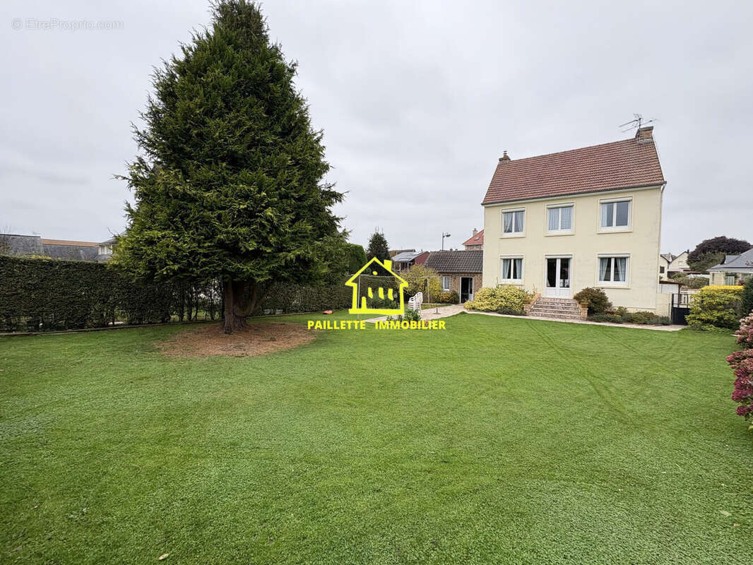 Maison à SAINT-ROMAIN-DE-COLBOSC