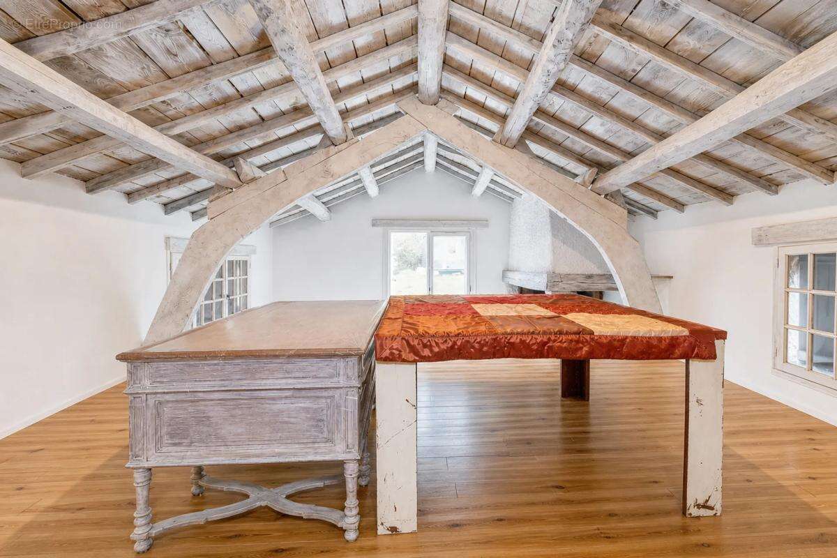 Maison de caractère 5 pièces à Fayet - photo 12