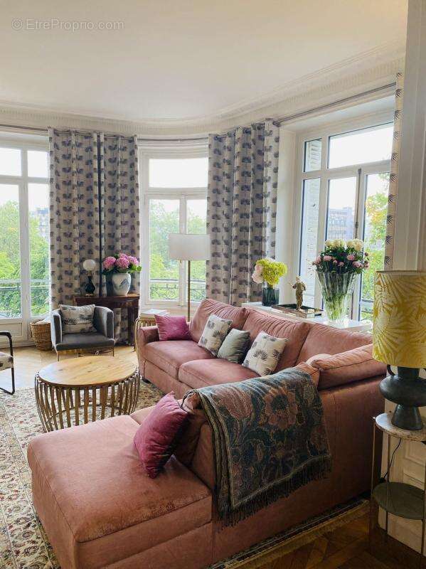 Appartement à PARIS-11E