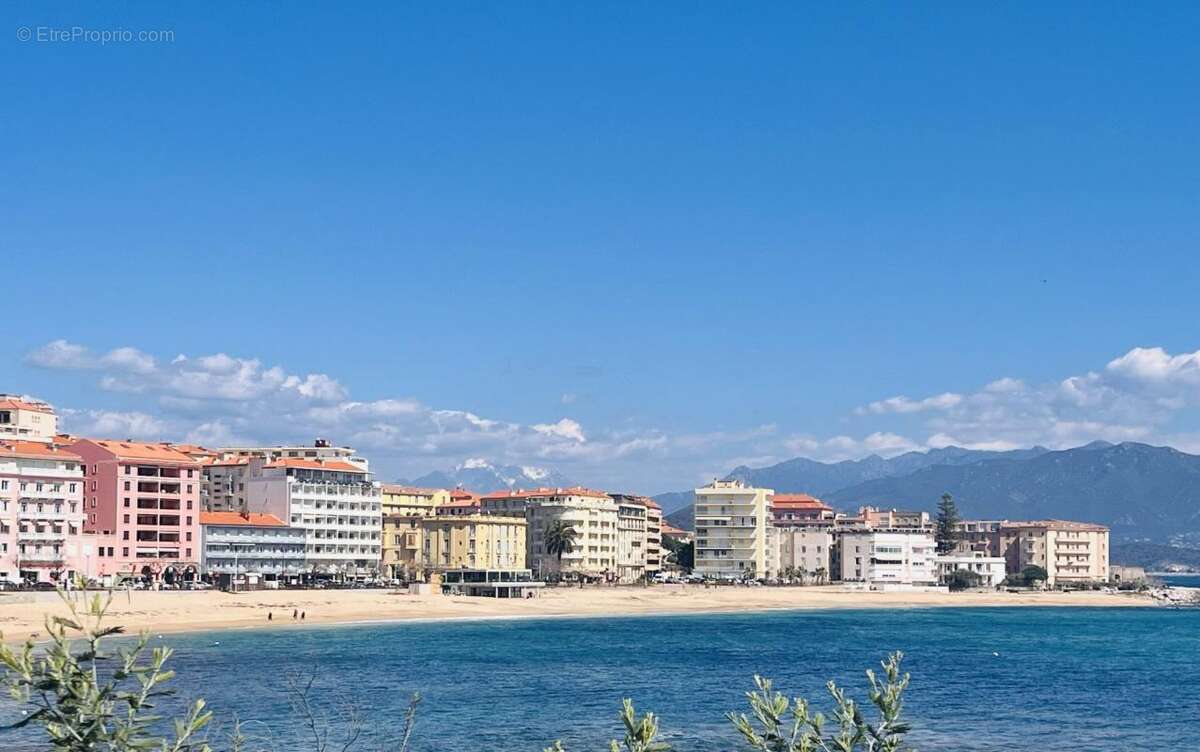 Appartement à AJACCIO