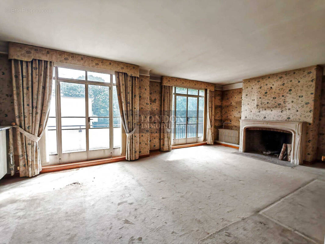 Appartement à VERSAILLES