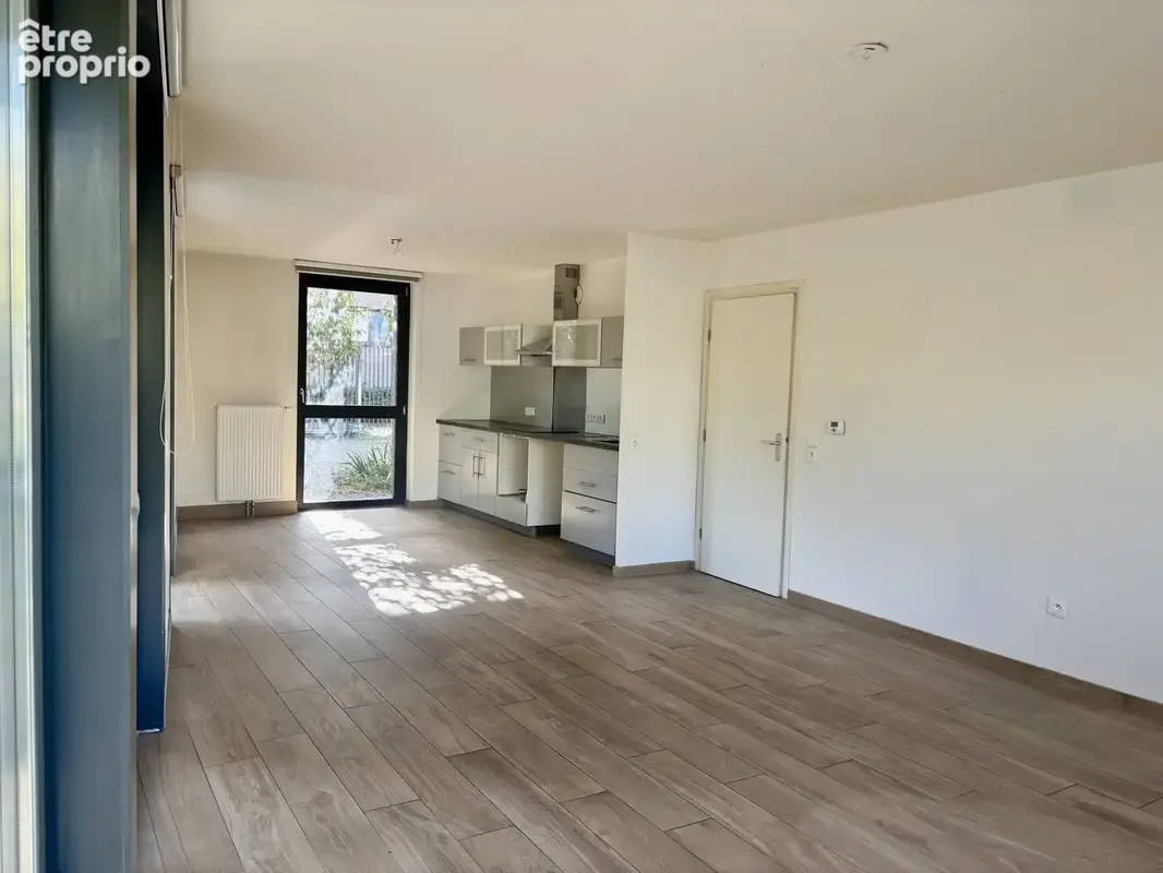 Appartement 3 pièces 75 m² à vendre à Lille (59000) - photo 3