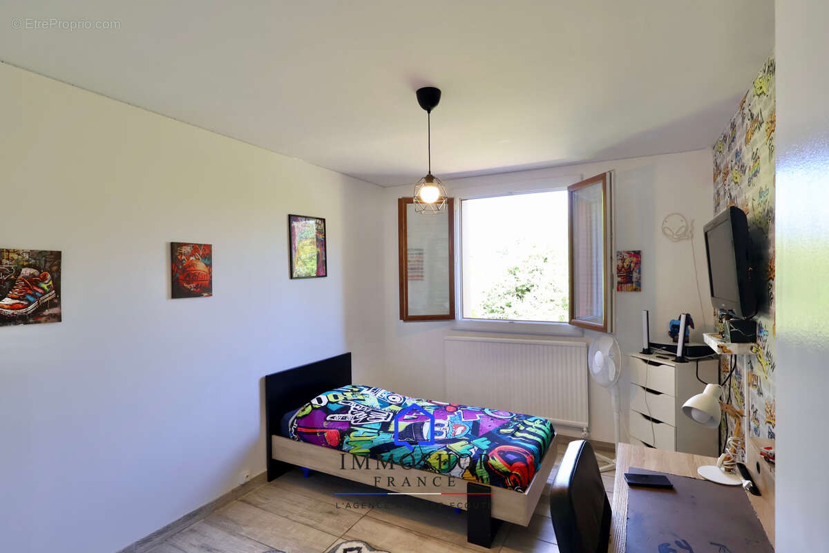 Appartement à MARSEILLE-13E