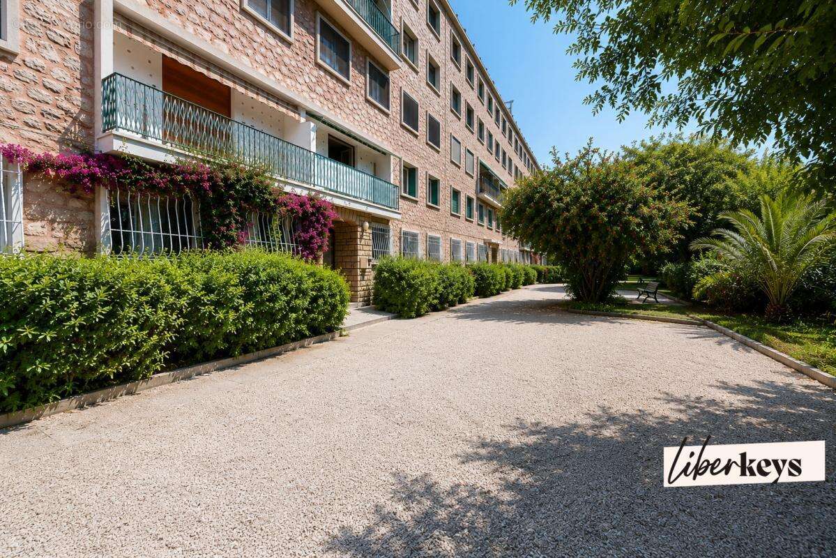 Appartement à MARSEILLE-8E