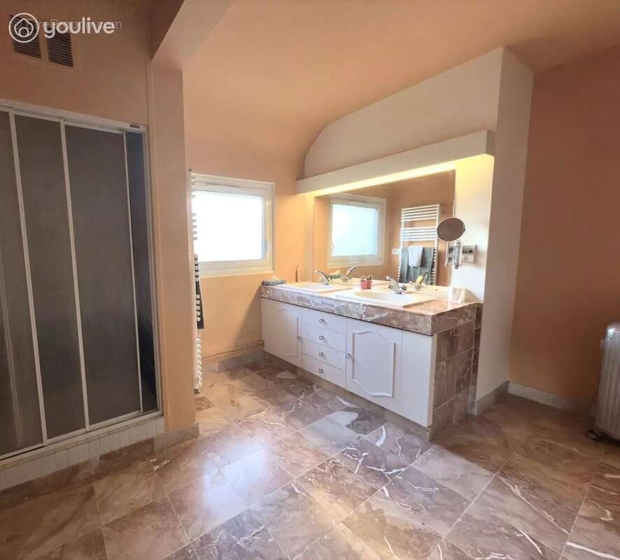 Maison à CANY-BARVILLE