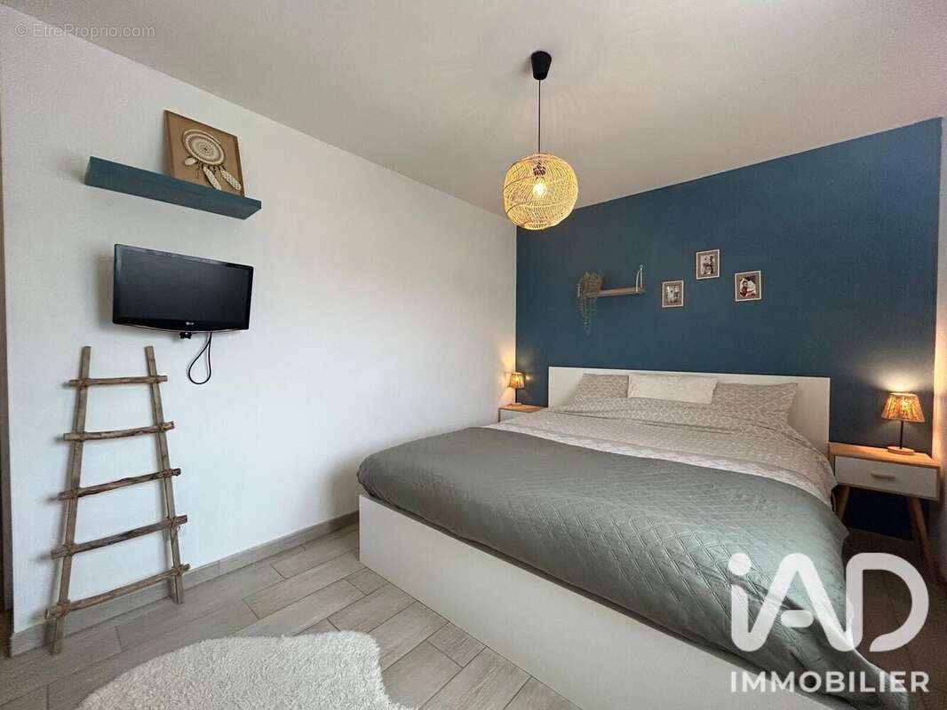 Maison 90 m² à Saint-Hilaire  - photo 7