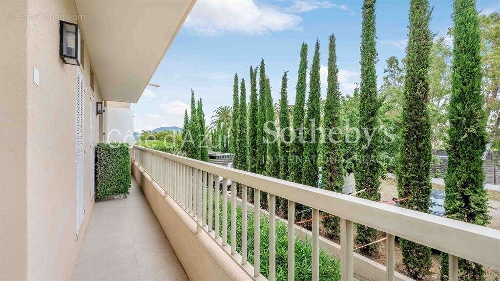 Appartement à SAINT-TROPEZ