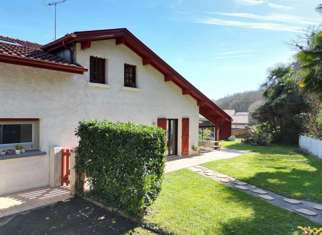 Maison à USTARITZ