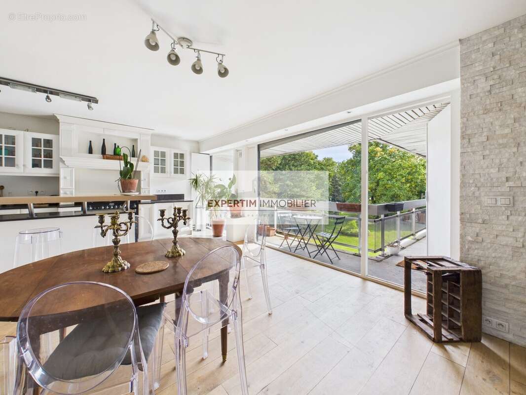 Appartement à VERSAILLES