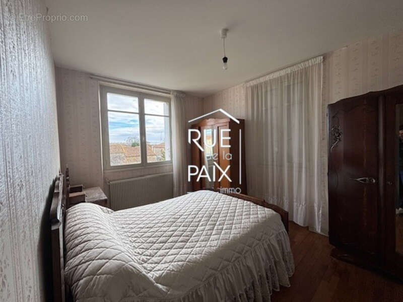 Maison à ASSAIS-LES-JUMEAUX