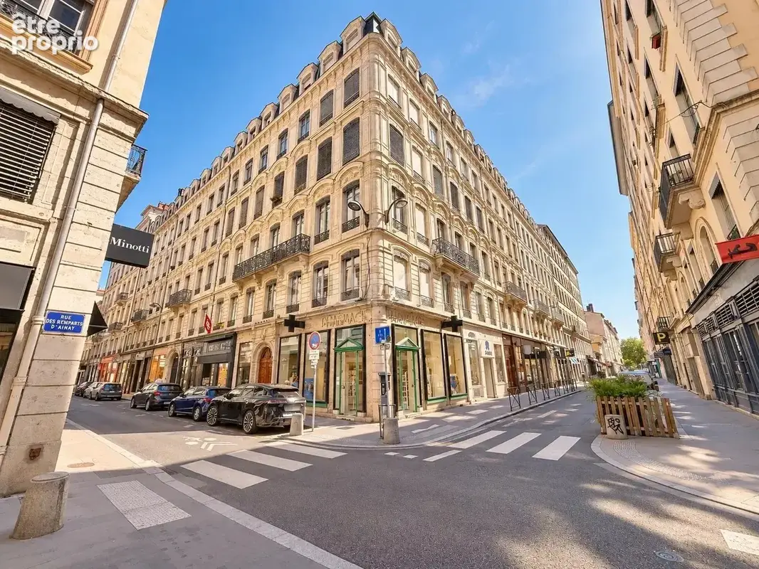 Ainay – appartement de 112 m² au charme de l’ancien - photo 11